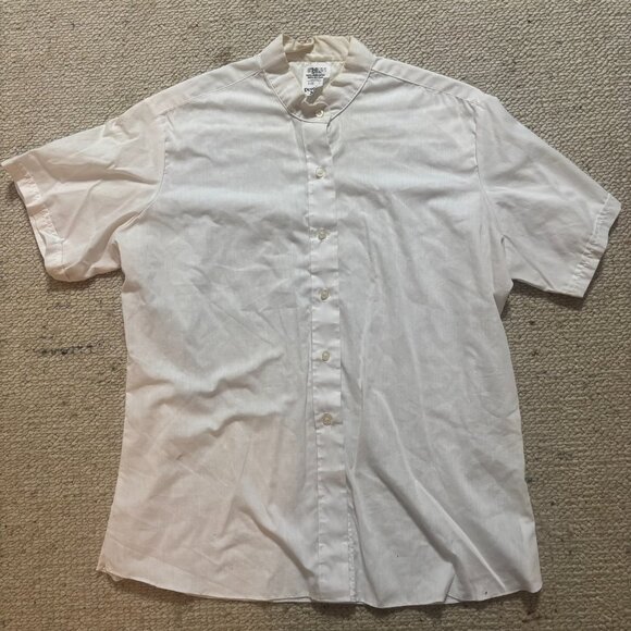 Three (3) pack of equestrian show blouses and Two (2) removable collars - Picture 2 of 11